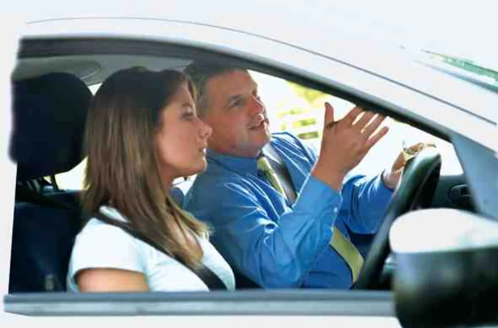Quelle formation pour ouvrir une auto ecole ? [month] [year]