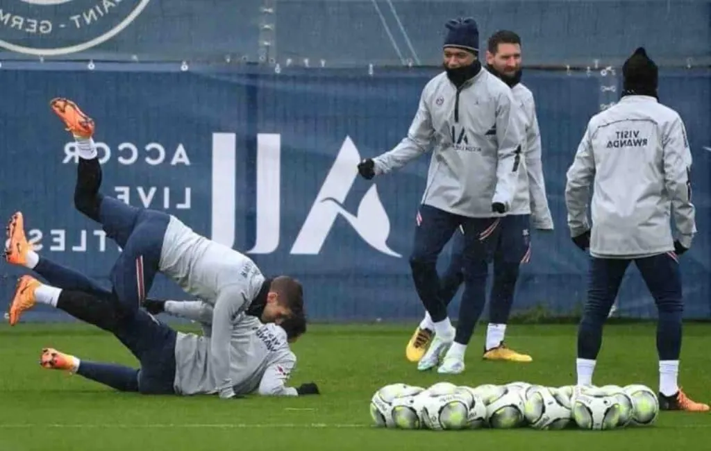Football : le PSG et l'OM menacés par le fair-play financier de l'UEFA