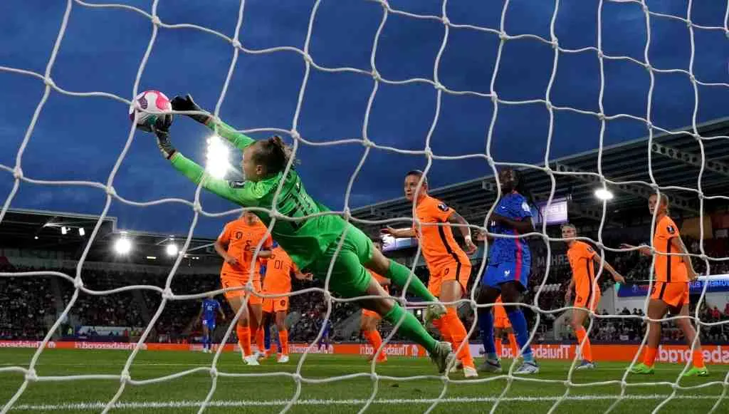 Quels pays se qualifient pour les barrages de la Coupe du monde ?