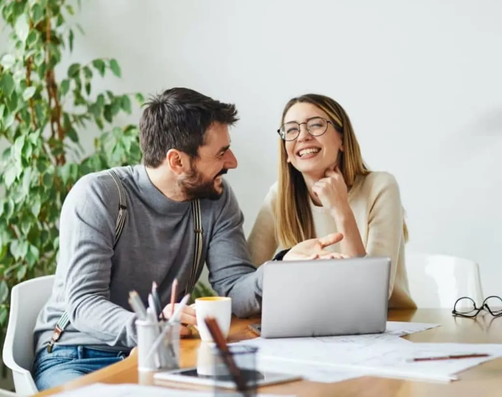 Découvrez le phénomène surprenant dont tout le monde parle : les fusions-acquisitions, la tendance incontournable qui nous captive !